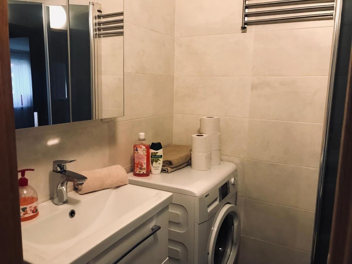 Cozy Central Apartment Tallinn Ngoại thất bức ảnh