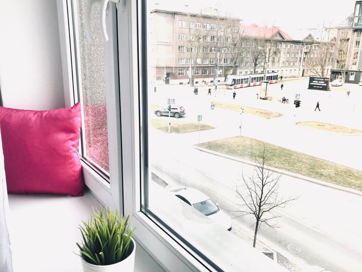 Cozy Central Apartment Tallinn Ngoại thất bức ảnh